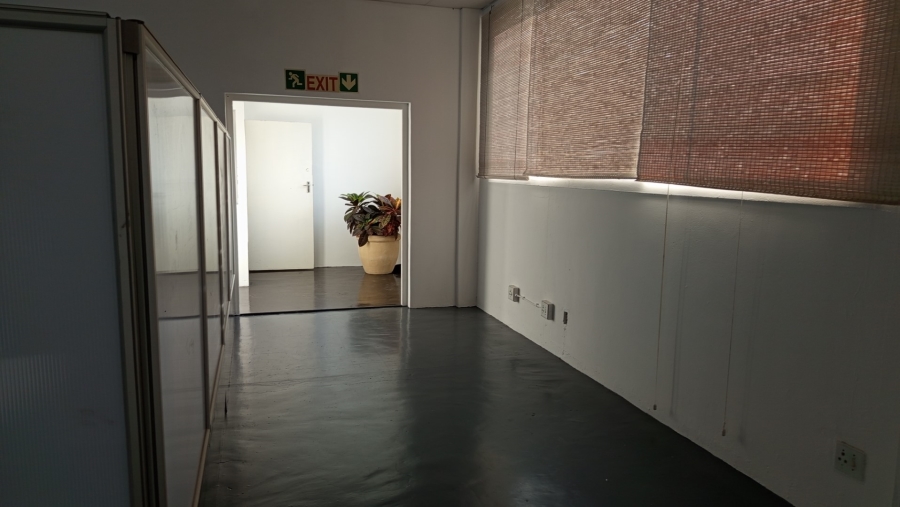 To Let Commercial Property for Rent in Maitland Western Cape